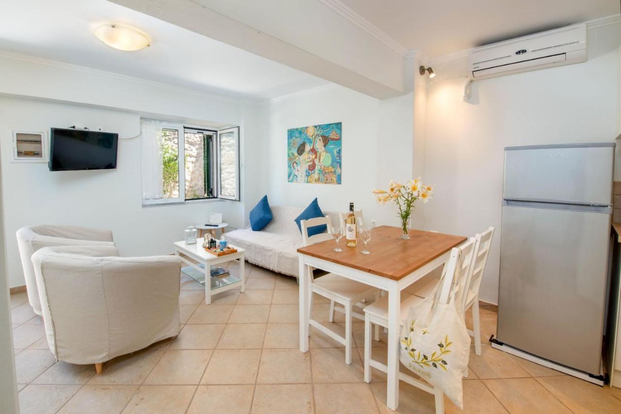 Doras House Apartment Gaios Exterior photo